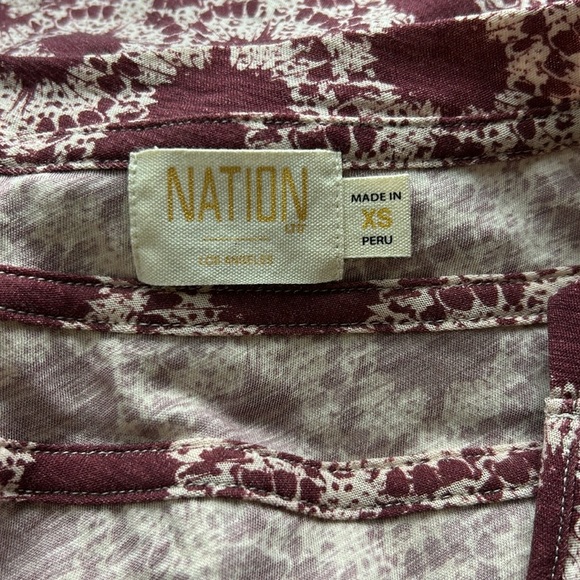 Nation Ltd Judith Yoked T Shirt Top Womens V Neck Puff Sleeve Ikat Sz XS - Picture 6 of 13